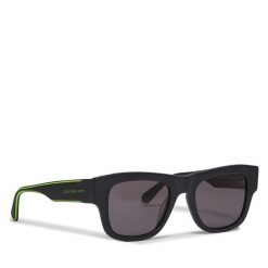 Okulary przeciwsłoneczne Calvin Klein Jeans. Czarne okulary przeciwsłoneczne męskie Calvin Klein Jeans, bez wzorów, z jeansu. Za 379.99 zł.