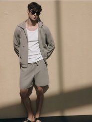 Strukturalna bluza - jasnoszary. Szare bluzy nierozpinane męskie Reserved, l, bez wzorów, z bawełny, bez ramiączek, bez kaptura. W wyprzedaży za 109.99 zł.