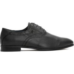Czarne Półbuty Pouya. Eleganckie półbuty męskie Born2be. Za 49.99 zł.