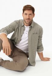 Koszula w kratę, Regular Fit, K-TIGARO. Brązowe koszule męskie Volcano, m, bez wzorów, z bawełny, bez kołnierzyka, bez ramiączek. Za 139.99 zł.