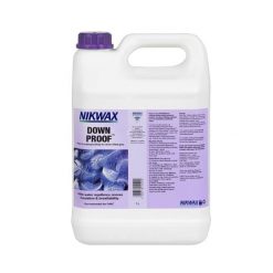 Impregnat do odzieży i sprzętu wypełnionego puchem Nikwax Down Proof 5 L. Buty trekkingowe męskie Nikwax, bez wzorów, z puchu, sportowe, bez obcasa, bez zapięcia. Za 291.99 zł.