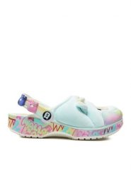 Crocs Klapki Classic Squishmallows Cow Clog 210852 Błękitny. Niebieskie klapki i japonki męskie Crocs, bez wzorów, z tworzywa sztucznego. Za 189.99 zł.