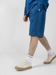 Outhorn Spodenki męskie Outhorn M132 niebieskie OTHSS23TSHOM132 33S M. Niebieskie szorty sportowe męskie Outhorn, bez wzorów, sportowe. Za 76.97 zł.