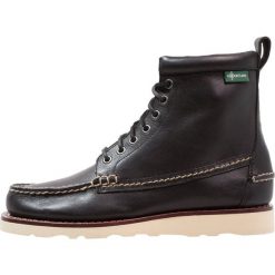 Eastland SHERMAN 1955 Botki sznurowane black. Buty zimowe męskie marki Eastland. W wyprzedaży za 664.30 zł.