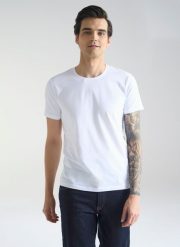 PAKO LORENTE – Biały gładki T-shirt Basic. Białe t-shirty męskie Pako Lorente, m, bez wzorów, z bawełny, bez kołnierzyka, bez ramiączek. Za 79.99 zł.