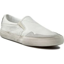 Tenisówki GUESS - RG4 FMRG42 LEA12 WHITE. Białe trampki męskie Guess, z aplikacjami, z gumy, klasyczne. W wyprzedaży za 269.00 zł.