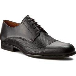 Półbuty GINO ROSSI - Staf MPV841-T30-E100-9900-0 99. Czarne eleganckie półbuty męskie Gino Rossi, z materiału, klasyczne, bez obcasa, bez zapięcia. W wyprzedaży za 239.00 zł.