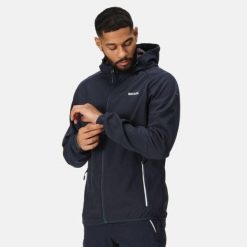 Softshell turystyczny męski Regatta Arec III z kapturem. Niebieskie kurtki softshell męskie Regatta, m, bez wzorów, z softshellu, z kapturem, trekkingowe. Za 109.99 zł.