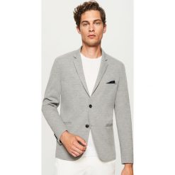 Sportowa marynarka slim fit - Szary. Szare marynarki męskie Reserved. Za 199.99 zł.