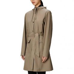 Kurtka RAINS CURVE LONG JACKET W3 Beżowy. Brązowe kurtki męskie Rains, bez wzorów, z syntetyku, bez ramiączek, bez kaptura. Za 527.91 zł.