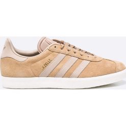 Adidas Originals - Buty. Szare buty sportowe na co dzień męskie Adidas Originals, z materiału, sportowe. W wyprzedaży za 219.90 zł.