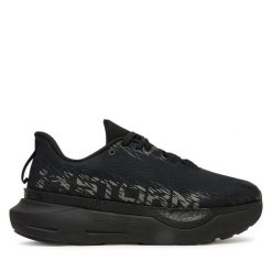 Buty do biegania Under Armour. Czarne buty do biegania męskie Under Armour, bez wzorów, bez zapięcia, do biegania. Za 439.99 zł.