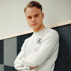 Champions League lifestyle bluza. Szare bluzy nierozpinane męskie CHAMPIONS LEAGUE, xl, bez wzorów, z bawełny, sportowe, bez ramiączek, bez kaptura. Za 199.99 zł.