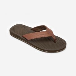 Japonki męskie Decathlon 550 Simi. Brązowe klapki i japonki męskie Decathlon, bez wzorów, z materiału. Za 79.99 zł.