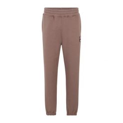 Spodnie FILA Baydon. Brązowe spodnie na co dzień męskie Fila, bez wzorów, z dresówki, casualowe. Za 219.99 zł.