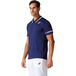 Męska Koszulka Polo Court. Niebieskie koszulki polo męskie Asics, m, bez wzorów, bez kołnierzyka, bez ramiączek. Za 239.99 zł.