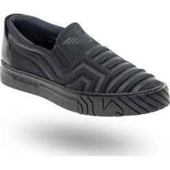 SNEAKERSY Emporio Armani. Buty sportowe na co dzień męskie Emporio Armani. Za 1,056.30 zł.
