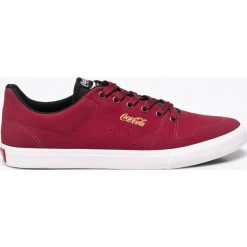 Coca-Cola Shoes - Tenisówki. Brązowe trampki męskie Coca-Cola Shoes, bez wzorów, z materiału, bez zapięcia. W wyprzedaży za 99.90 zł.