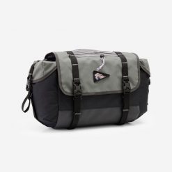 Torba rowerowa do bikepackingu Riverside ADVT 500 10 l na kierownicę. Czarne torby męskie na ramię ROCKRIDER, bez wzorów, z materiału, sportowe, na ramię, duże. Za 299.99 zł.