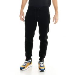 Męskie spodnie dresowe Leone Soft Basic. Czarne spodnie dresowe męskie LEONE 1947 APPAREL, bez wzorów, z dresówki. W wyprzedaży za 154.80 zł.