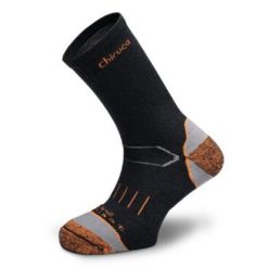 Skarpety trekkingowe z merino Chiruca Outlast Antibacterial. Czarne buty trekkingowe męskie Chiruca, bez wzorów, bez zapięcia, na fitness i siłownię. Za 89.00 zł.