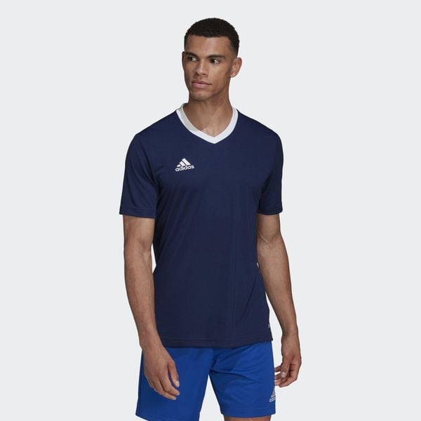 Koszulka piłkarska męska adidas Entrada 22 Jersey. Niebieskie t-shirty sportowe męskie ADIDAS, m, bez wzorów, z jersey, sportowe, bez ramiączek. Za 62.00 zł.