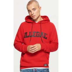 Bluza z zamkami kolekcja ILLEGAL - Czerwony. Bluzy nierozpinane męskie marki Cropp. W wyprzedaży za 89.99 zł.