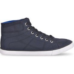 Czarne Wysokie Trampki Casual 033 Czarny. Czarne trampki męskie Inna marka, bez wzorów, z materiału, casualowe, bez zapięcia. Za 79.00 zł.