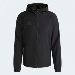 Kurtka piłkarska ADIDAS Tiro Travel 26 treningowa. Brązowe kurtki męskie ADIDAS, xl, bez wzorów, z kapturem, do piłki nożnej. Za 339.99 zł.