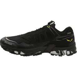 Salewa MS ULTRA TRAIN GTX Obuwie do biegania Szlak black/swing green. Buty do biegania męskie marki Salewa. W wyprzedaży za 559.20 zł.