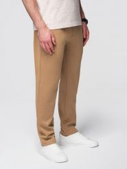 Męskie spodnie dresowe z nogawką bez ściągacza - brązowe V2 - Rozmiar: M. Brązowe spodnie dresowe męskie Ombre Clothing, bez wzorów, z bawełny. W wyprzedaży za 127.49 zł.