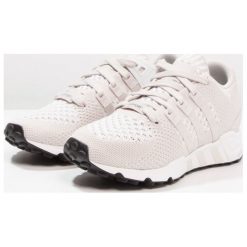 Adidas Originals Sneakersy niskie pearl grey/footwear white. Szare buty sportowe na co dzień męskie Adidas Originals, z materiału. W wyprzedaży za 389.40 zł.