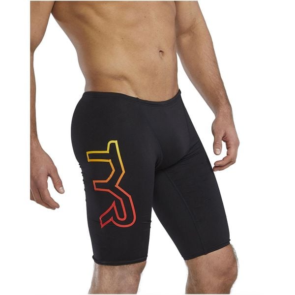 Spodenki treningowe do kolan TYR Large Logo 572 - jammery. Czarne szorty sportowe męskie TYR, bez wzorów, sportowe. Za 219.00 zł.