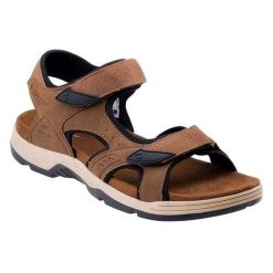 Skórzane Sandały Męskie Lucibel. Brązowe buty zimowe męskie Hi-tec, bez wzorów, sportowe, bez obcasa, bez zapięcia. Za 139.99 zł.