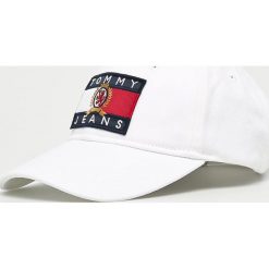 Tommy Jeans - Czapka. Czapki męskie Tommy Jeans. W wyprzedaży za 129.90 zł.