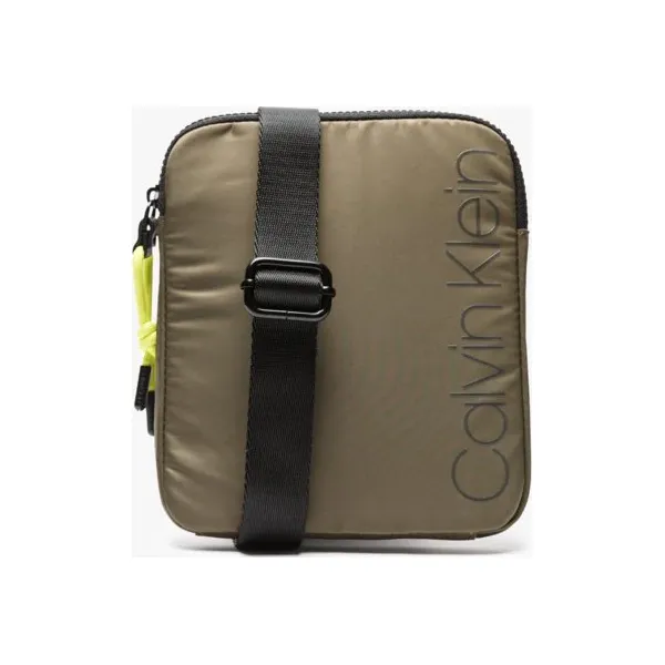 Calvin Klein Torba Trail Mini Flat Crossover , zielony, rozmiar ONE SIZE. Zielone torby męskie na ramię Calvin Klein, bez wzorów, z materiału, wizytowe, małe. W wyprzedaży za 189.99 zł.