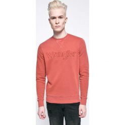 Wrangler - Bluza. Różowe bluzy nierozpinane męskie Wrangler, z bawełny. W wyprzedaży za 179.90 zł.