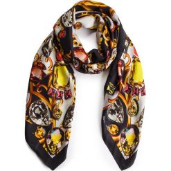 Chusta GUESS - Jori Foulards AW8097 SIL20 BML. Szaliki męskie marki Guess. Za 419.00 zł.