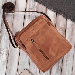 Listonoszka męska na ramię skórzana torba męska koniakowa vintage Paolo Peruzzi AY-04-HCG. Torby męskie na ramię bez wzorów, z nylonu, eleganckie, na ramię. Za 149.00 zł.