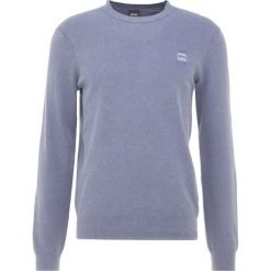 BOSS CASUAL KALASSY Sweter open blue. Niebieskie swetry męskie BOSS CASUAL, z bawełny, casualowe. Za 579.00 zł.