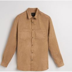Koszula z imitacji zamszu regular fit - Brązowy. Koszule męskie marki Giacomo Conti. W wyprzedaży za 99.99 zł.