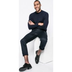 G-Star Raw - Spodnie. Spodnie na co dzień męskie G-Star Raw. W wyprzedaży za 269.90 zł.