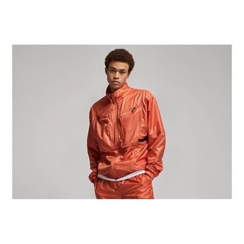 Kurtka uniwersalna męska Nike 23engineered Statement Track. Brązowe kurtki męskie Nike, m, bez wzorów, z syntetyku, bez kaptura, do biegania. Za 767.00 zł.