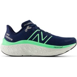 Buty męskie New Balance Fresh Foam Kaiha Road MKAIRCG1 – granatowe. Niebieskie buty do biegania męskie New Balance, bez wzorów, z gumy, bez zapięcia, do biegania. Za 529.99 zł.