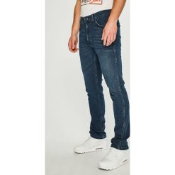 Wrangler - Jeansy Greensboro. Jeansy męskie marki Wrangler. Za 329.90 zł.