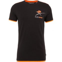 Plein Sport ROUND NECK AGILE Tshirt z nadrukiem black/orange. T-shirty męskie marki Plein Sport. W wyprzedaży za 356.95 zł.