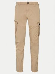 S.Oliver Spodnie materiałowe 2149552 Beżowy Regular Fit. Brązowe spodnie na co dzień męskie S.Oliver, bez wzorów, z bawełny. Za 229.99 zł.