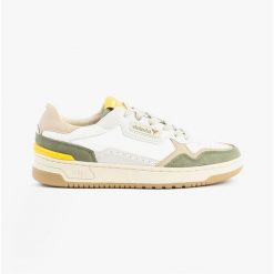 Tenisówki Victoria Model 8800124v Kolor Zielony. Białe buty trekkingowe męskie VICTORIA, bez wzorów, ze skóry, bez zapięcia, tenisowe. Za 465.26 zł.