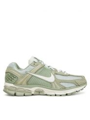 Nike Sneakersy Zoom Vomero 5 HF1553 300 Zielony. Zielone buty sportowe na co dzień męskie Nike, m, bez wzorów, z materiału, bez ramiączek, bez kaptura. Za 629.99 zł.