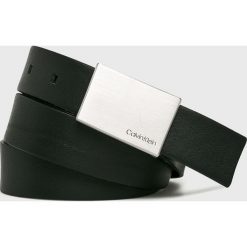 Calvin Klein - Pasek skórzany. Czarne paski męskie Calvin Klein, w paski, z materiału. Za 269.90 zł.